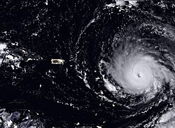 Archivo:Hurricane Irma Strengthens