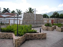 Archivo:Iglesia Catolica, Vallejuelo, Republica Dominicana.