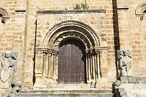 Archivo:Iglesia de Santa María de Almocóvar 04, Alcántara