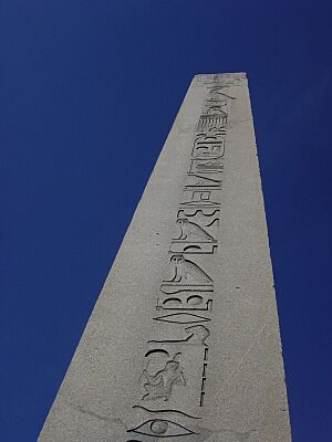 Archivo:Istanbul - Ippodromo - Obelisco - Foto G. Dall'Orto 25-5-2006