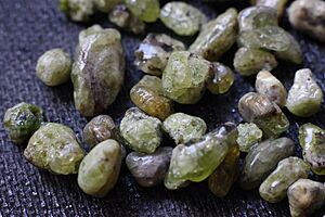 Olivine - IMGP2020306 - 50426826638