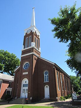 St. Matthew Catholic Church - Mount Vernon, Indiana.jpg
