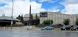 Archivo:Yukon Legislative Building 2012