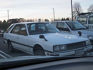 Archivo:1987 Nissan Skyline 2.0D Van (9994226866)