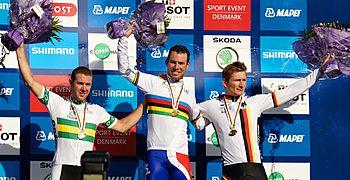 Archivo:2011 Road World Championships Mens road race podium