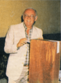 Bernardo Neustadt votando en 1983