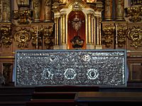 Archivo:Buenos Aires iglesia del Pilar altar mayor lou