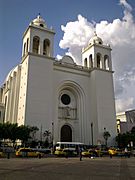 Fachada de Catedral Metropolitana de San Salvador