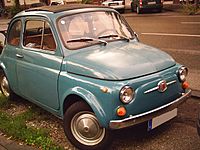 Archivo:Fiat 500