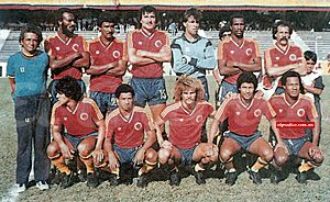 Archivo:Formacion de la Selección Colombia antes del Partido contra Paraguay en la Repesca a Mundial de México 1986