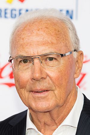 Archivo:Franz Beckenbauer - 2019102190253 2019-04-12 Radio Regenbogen Award 2019 - Sven - 1D X MK II - 0369 - AK8I9538