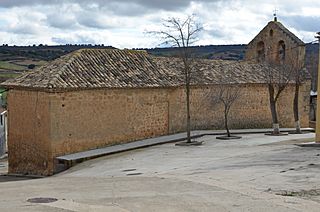 Iglesia de San Lorenzo mártir (Mota de Altarejos) 01.jpg