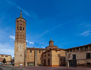 Archivo:Iglesia de la Asunción, Báguena, Teruel, España, 2014-01-08, DD 05
