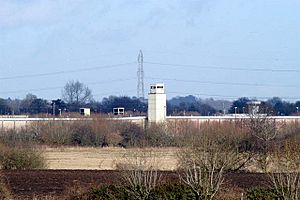 Archivo:Maze Prison - geograph - 341034
