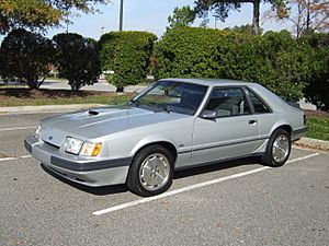 Archivo:Mustang SVO 1986