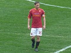 Archivo:Totti 2011