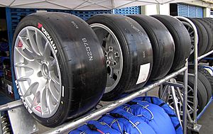 Archivo:Yokohama ADVAN Tires WTCC 2006