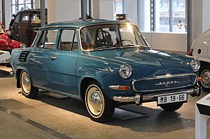 Archivo:13-04-05-Skoda Museum Mladá Boleslav by RalfR-121