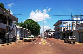 Avenida orinoco la mas importante de la ciudad de pto.ayacucho-venezuela