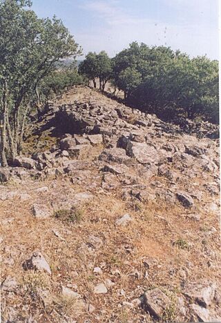 Castilviejo de Guijosa Muralla.jpg