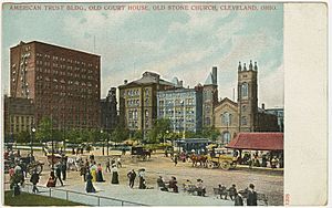 Archivo:Cleveland OH Old Stone Church PHS857