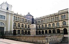 Archivo:Colegio mayor de san bartolome