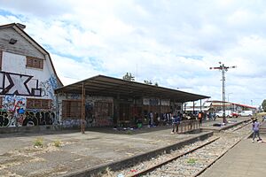 Archivo:Estación de trenes de Purranque