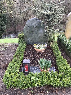 Archivo:Friedhof Oberwinter - Adolf Galland 1