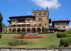 Archivo:Guecho, Neguri - Palacio Lezama-Leguizamon 3