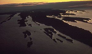 Archivo:Isle Royale aerial