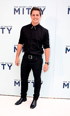Johnny Ruffo para Niños