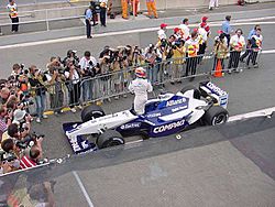 Archivo:Juan Pablo Montoya Pole Montreal GP 2002