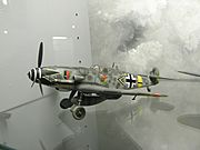 Archivo:Messerschmitt Bf 109G Erich Hartmann, modello (Museo del modellismo storico Voghenza)