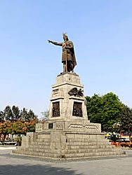 Monumento a Manco Capac en Lima (2022).