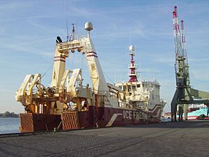 Archivo:Trawler Baldvin
