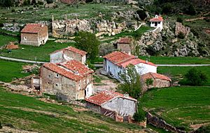 Archivo:1-Hoyacarrasca-ermita-santaQuiteria (2006)-01