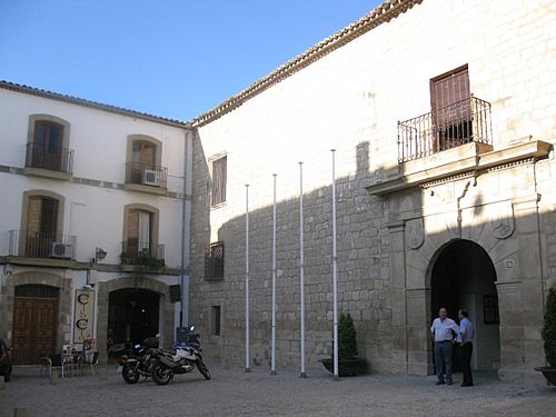 261 Plaza de Josefa Manuel, Casa de los Cueva