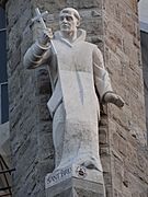 Absis de la Sagrada Familia - Sant Bru obra de l'escultora Montserrat Garcia Rius