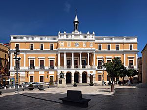 Archivo:Badajoz, Plaza de España, Palacio Municipal 130-1