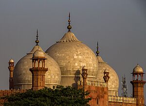 Archivo:Badshahi Mosque Lahore, Pakistan 1