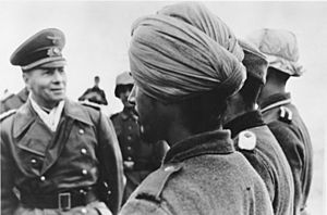 Archivo:Bundesarchiv Bild 183-J16796, Rommel mit Soldaten der Legion "Freies Indien"