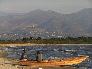 Archivo:Burundi - Lake Tanganyika fisheries