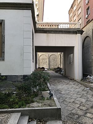 Archivo:Calle de Villanueva n.º 18 (Madrid) 07