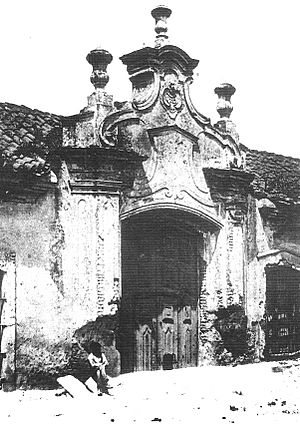 Archivo:Casa Basavilbaso Aduana Vieja