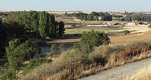 Archivo:EL PIÑERO. Panorama desde la iglesia