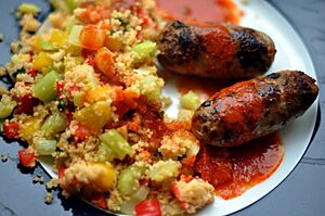 Archivo:Hjemmelavede merguez-pølser med couscous og harissa (5847872817)