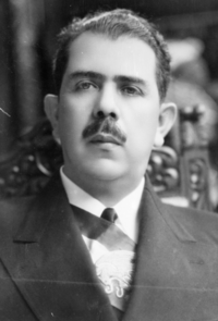 Archivo:Lázaro Cárdenas, Retrato