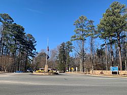 Lake land'or entrance.jpg