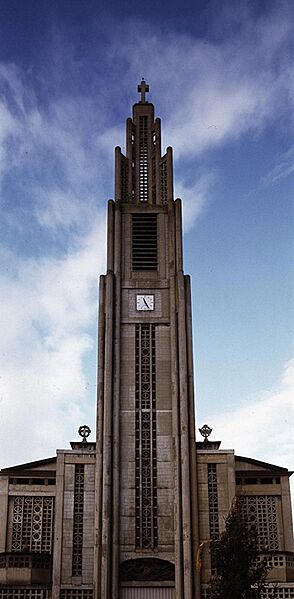 Le Raincy-F-PAR-044
