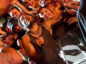 Archivo:Lenny Kravitz - Rock in Rio Madrid 2012 - 42